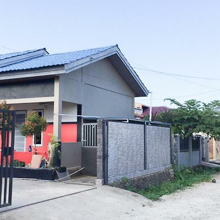 Reddoorz @ Simpang Lima Jupiter Hotell Sorong Eksteriør bilde